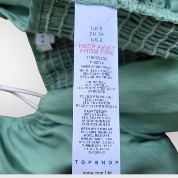 Ruched Cut-Out Croptop by Topshop Size 2 NWOT - Picture 16 of 16